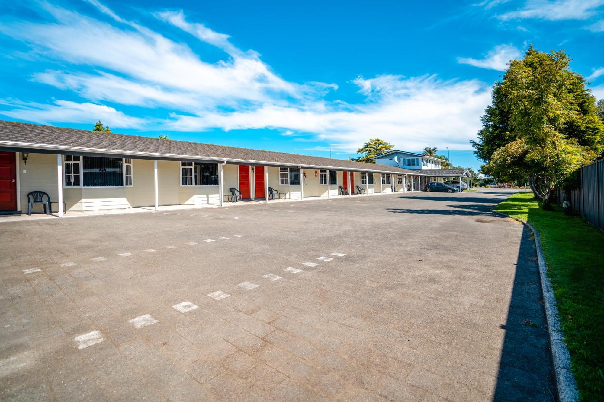Motel Colonial On Gladstone Gisborne Exterior foto